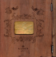 دیوان حافظ چوبی (خطاط: مهدی فلاح، براساس نسخه ای به تصحیح غنی و قزوینی) - دو زبانه