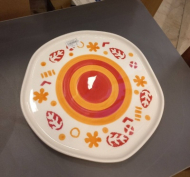 بشقاب پاییزی نارنجی قرمز