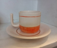 فنجان نعلبکی نیم دسته