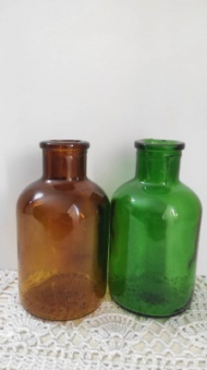 بطری کوچک طرح ساحل