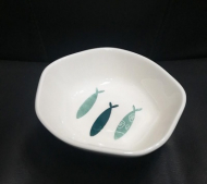 کاسه ماهی کشیده سبز آبی