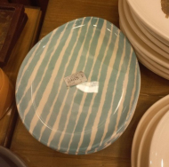 پیش دستی بادامی تک رنگ راه راه سبز