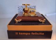 جعبه کوکی طلایی با جعبه هاردباکس