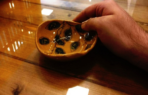 کاسه موجدار برگی کوچک